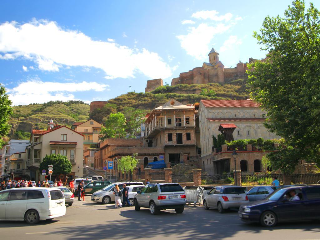 Puris Moedani Apartments Tbilisi Zewnętrze zdjęcie