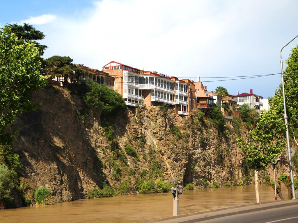 Puris Moedani Apartments Tbilisi Zewnętrze zdjęcie